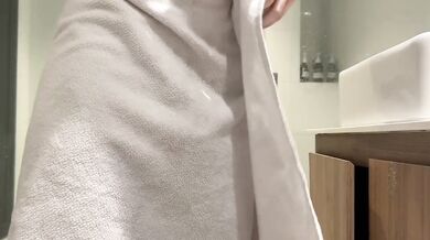 Beautiful Busty Mature MILF Cougar Stella Osorio Behind the Scenes Lingerie Try On Interview