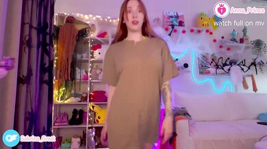 Tearing And Bodyart Time! Ginger Petite Redhead Hot Naked