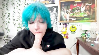 Emo Girl With Huge Tits Give Sloppy Head and Tittyfuck
