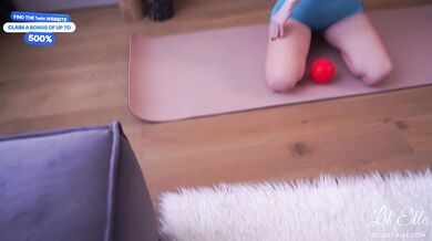 Stepmom Screamed ‘DAD'S small cock CAN'T FILL ME LIKE YOUR MONSTER’ (CREAMPIE PROOF!)