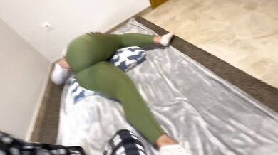 Little Stepsister rubs my cock on her hot pussy until I burst