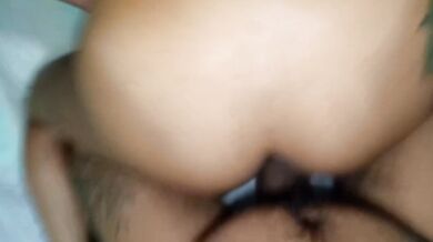 La my girlfriend's friend me until I come in her mouth