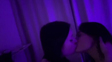 She fucked her stepsister hard with her fingers and cums loudly.