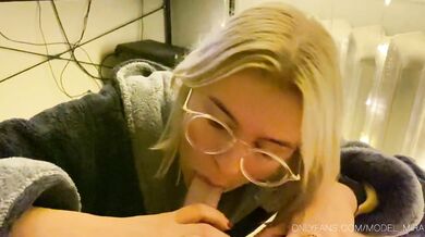 Stayed the night with my best friend and she gave me a blowjob. Cum on her tongue
