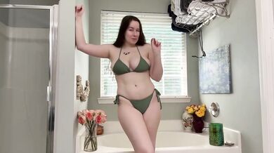4K Bikini Try On Haul Sexy Bikini Natural Big Tits Brunette Amateur Verified