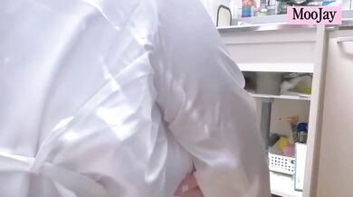 Stuck Robe Satin Flashing BBW Hairy Milf Awkward Embarrassed Amateur Upskirt Nipslip Big Natural Tits Belly