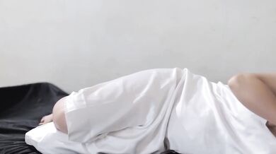 Big Ass Asian Exhibitionist Destroyed Gushing Choked in Public Pamer Memek