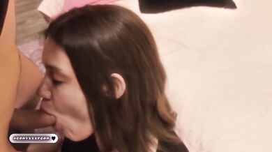SWEET BRUNETTE DEEPTHROAT CUM IN MOUTH CLOSE UP MY DEAR LOVER TAKES COCK IN HER MOUTH