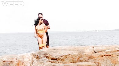 Ebony Milf Exhibitionist Wife Cuckold Voyeur Beach Vacation