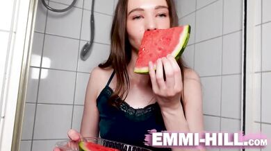 Juicy melons all over her skinny body, emmihill on her knees