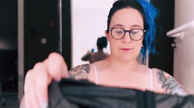 Curvy British MILF Tries On Sexy SHEIN Lingerie | Tattooed & Busty PART ONE