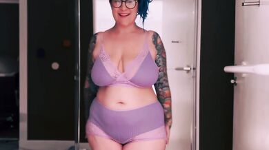 Curvy British MILF Tries On Sexy SHEIN Lingerie | Tattooed & Busty PART ONE