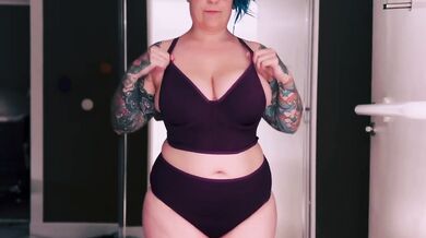 Curvy British MILF Tries On Sexy SHEIN Lingerie | Tattooed & Busty PART ONE