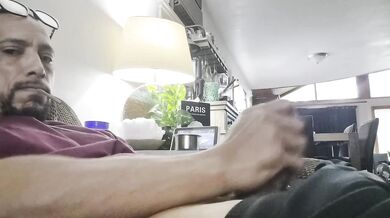 Thick BBW Luver Delivers A Tight Handjob Deep Inside Solo Close Up Fantasy