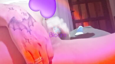 Ve Bloom Massive Ass Opens For Hard Anal Fuck
