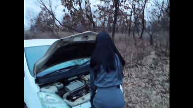 Help With Car Then Sex In Car With Brunette Talking Deep Throat
