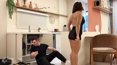 Stranger Plumber Destroyed Brunette Wife In Kitchen With Big Cock Doggystyle And Gushing Blowjob