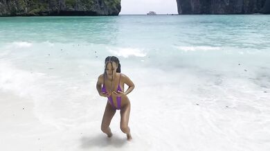 Russian Pornstar Destroyed Gushing Tits Nude Public Beach Solo