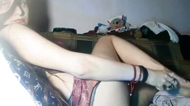 Verified Brunette Babe Gushes Big Ass And Tits In HD Exclusive Solo Stream