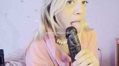 18yo OnlyFans Star First Time BBC POV SHE CHOSE HIM