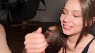 Step Sis Said She Wants To Suck My Dick And I Was Speechless