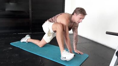 Morning Hot Yoga for Men Destroyed by Cute Guy HD Exclusive Verified Amateur