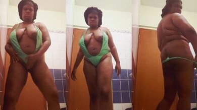Sweet Ebony Amateur Striptease Destroyed By Big Tits Gushing