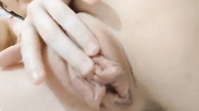 Wet Brunette Girl Masturbates Solo In Bathtub Until She Squirts Her Big Ass Orgasm