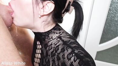 Amateur Brunette Teen Deep Throat With Cum In Throat And Big Dick Handjob Sloppy Wet Mouth