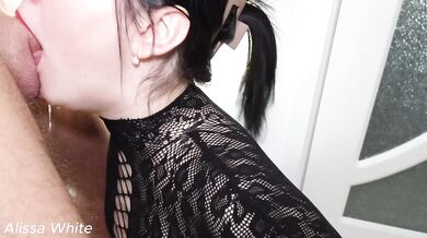 Amateur Brunette Teen Deep Throat With Cum In Throat And Big Dick Handjob Sloppy Wet Mouth