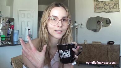 Solo Shoot Day HD Pornstar Solo Female