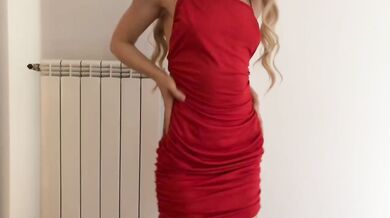 Blonde Amateur Try On Tight Red Backless Dress Strip Tease