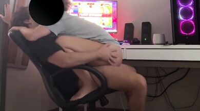 Destroyed Boyfriend While Gaming Amateur Couple Blowjob Big Ass Blonde