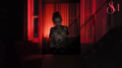 SophiaMayy Destroyed in Amsterdam Red Light District Stripper VIP Room Solo Tease