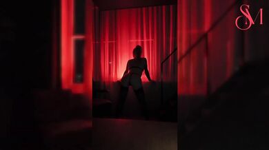 SophiaMayy Destroyed in Amsterdam Red Light District Stripper VIP Room Solo Tease