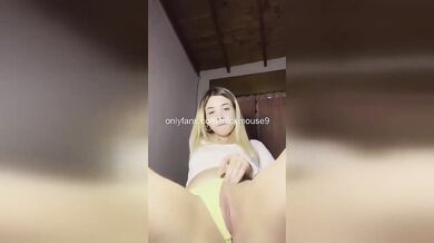 18 Year Old Blonde Amateur Smashes Creampie On Live Stream Pushes It Out NASTY