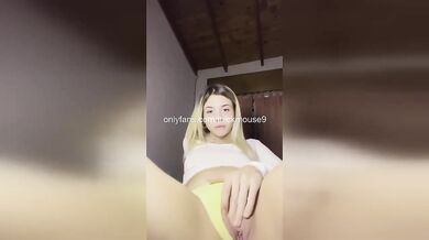 18 Year Old Blonde Amateur Smashes Creampie On Live Stream Pushes It Out NASTY