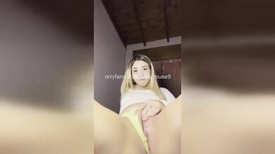 18 Year Old Blonde Amateur Smashes Creampie On Live Stream Pushes It Out NASTY