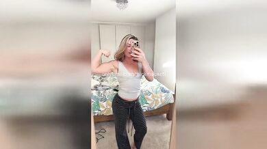 18yo Gym Thot Stretching Accident Squirts All Over Floor Live Leak