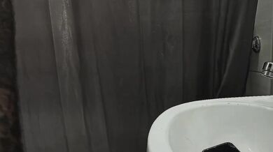 Shower Blowjob Filled With Cum From Big Dick Amateur With Tattoos