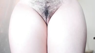 Jiggly Ass Colombian Babe Masturbates You Destroyed