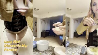 StepMom Home Alone Naked Cooking With New Toy Gushing