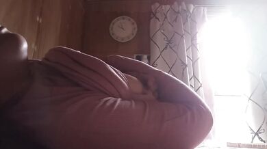 Japanese チクニー voice masturbation gushing big tits solo female amateur bbw