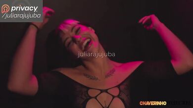 Deep Throat Brazilian Amateur Masturbates With Vibrator While Cumshot Fills Mouth