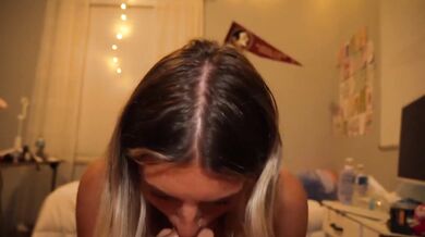 I Showed Up to My GFs College Dorm Early and Her 18 Year Old Roommate Convinced Me to Cheat with a Blowjob Facial