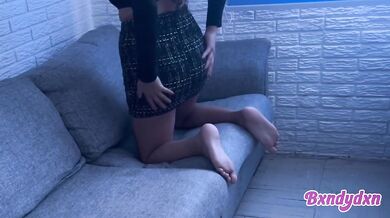 Gushing Latina In Miniskirt Shows Her Big Ass On Camera
