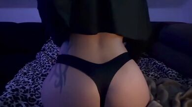 Homemade Sensual View From Behind Verified Amateur Babe Booty Clothes On Natural Body