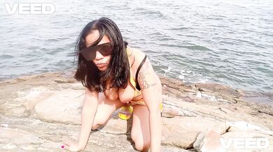 Public Couple Romantic Nude Beach Ocean View Exhibition Sex Destroyed Gushing