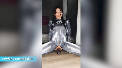 Spiderman Cosplay Babe Jada Kai Destroyed By Huge Black Dildo Gushing Moaning Reverse Cowgirl Bubble Butt