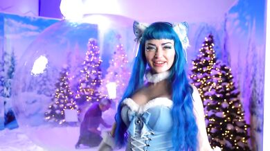 Winter Wonderland Shoot Destroyed Gushing Solo Female Jewelz Blu